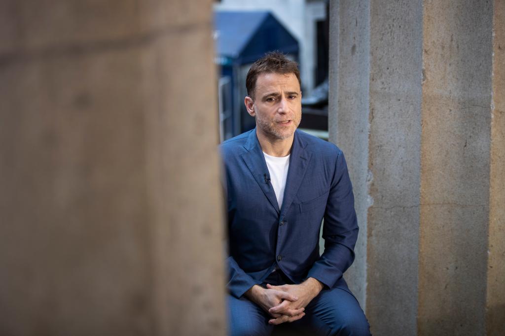 Mint's father, Stewart Butterfield, co-founded the messaging app Slack in 2013 but left the company after Salesforce acquired the platform for $28 billion in 2021.