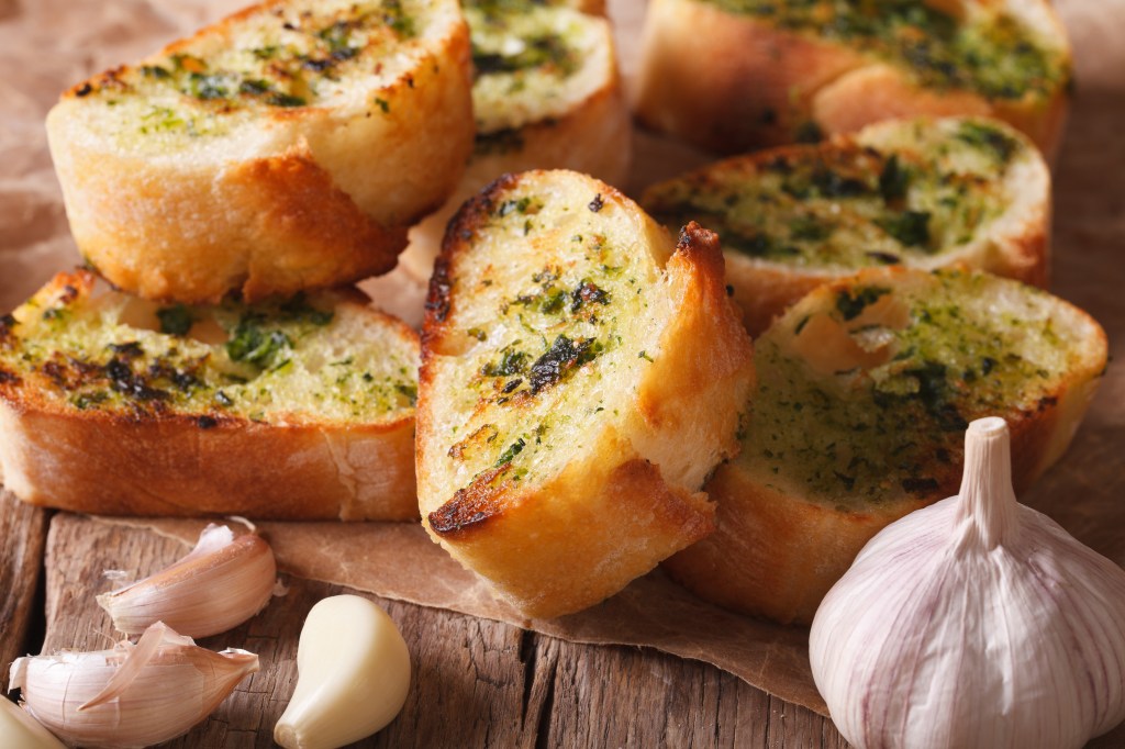 Garlic bread.