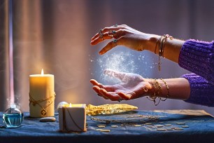 Know before you go: check out these tips to prepare for your psychic reading.