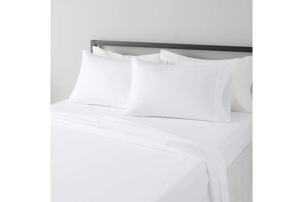 Amazon Basics 4-Piece Bed Sheet Set