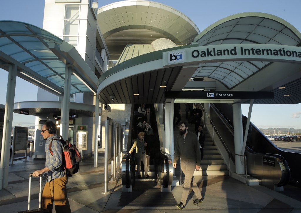 California officials are mulling over an idea to change the name of Oakland's airport to include San Francisco.