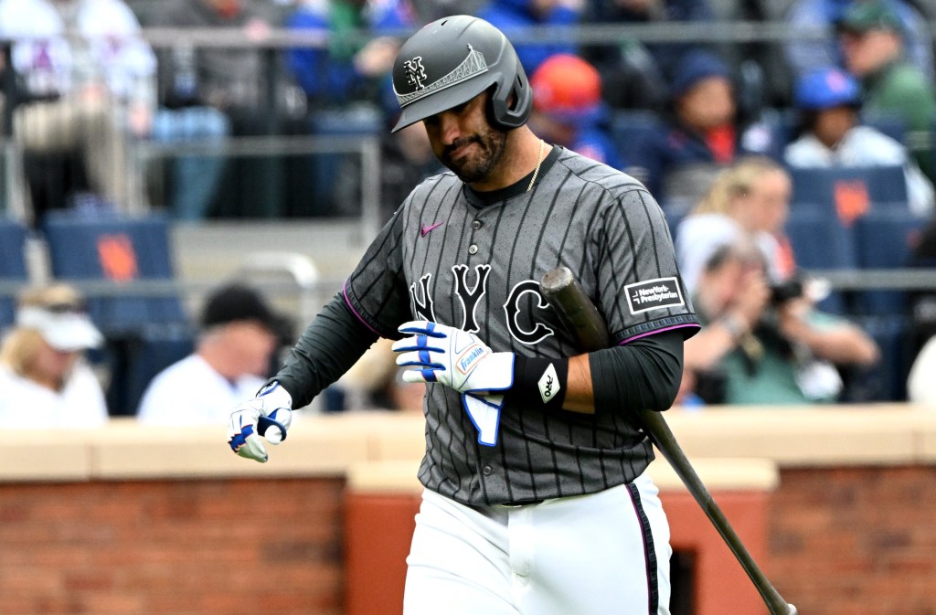 Despite striking out in the fourth inning, J.D. Martinez has had a positive early impact on the Mets' lineup.