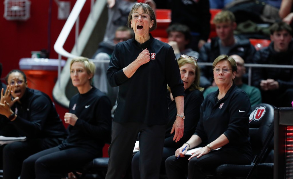 Stanford coach Tara VanDerveer 