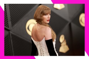 Taylor Swift poses on the red carpet.