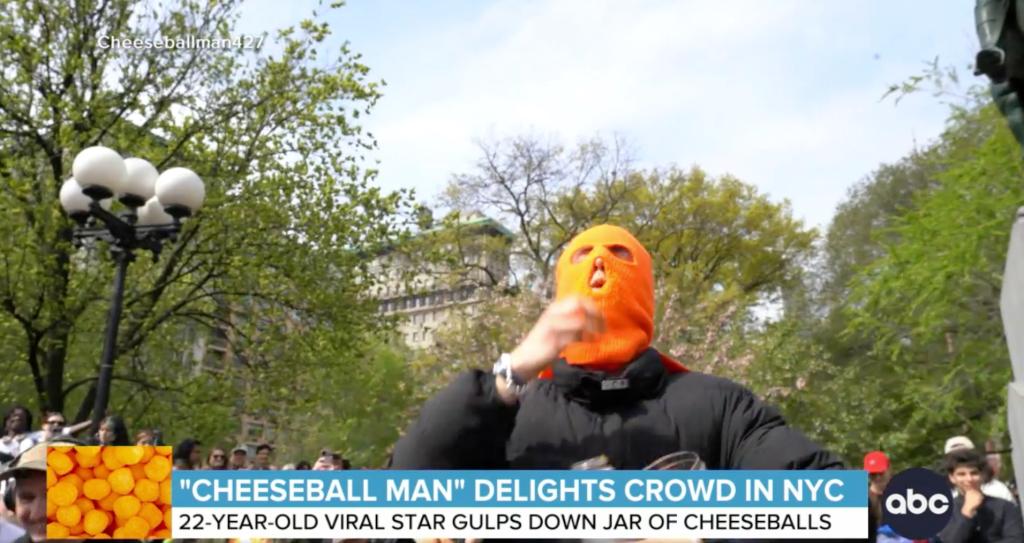 'Cheeseball Man' delights crowd in New York City