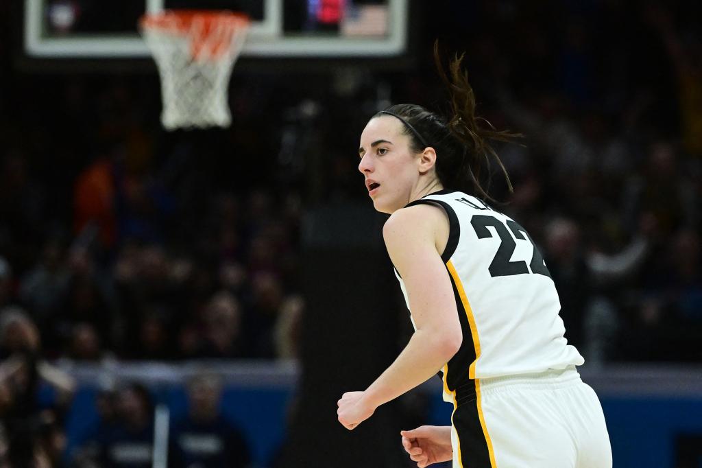 Caitlin Clark compiled 21 points, nine rebounds and seven assists in Iowa's win.