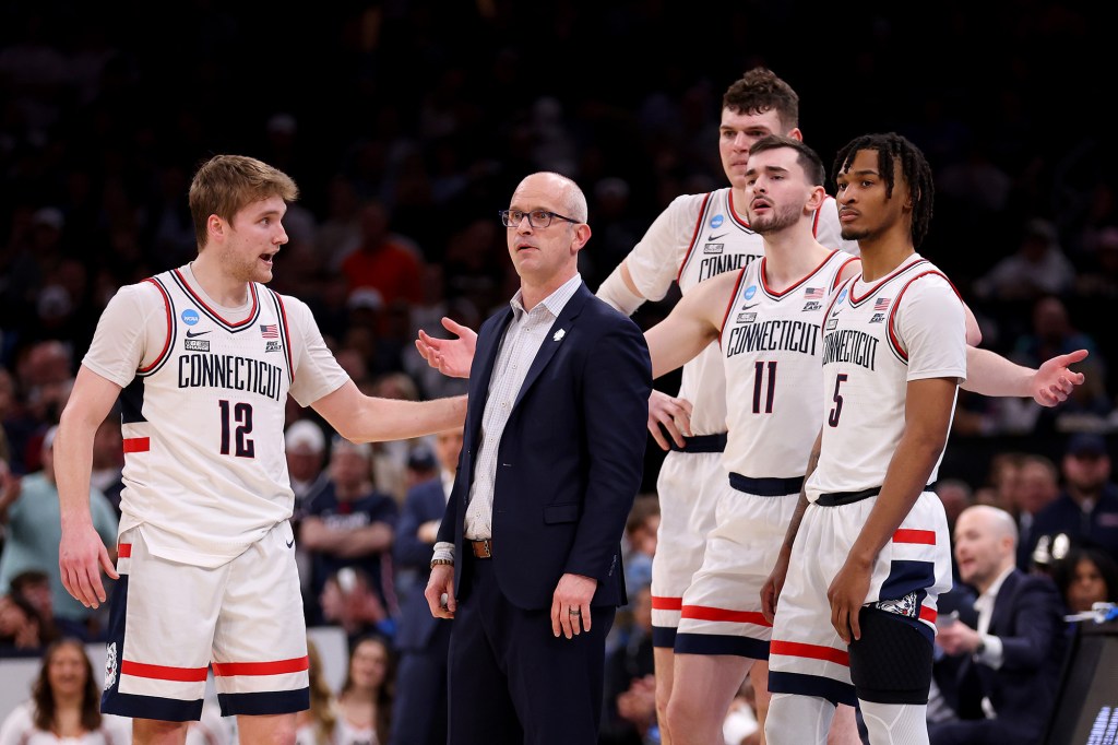 Dan Hurley and UConn face Alabama in the Final Four on Saturday.