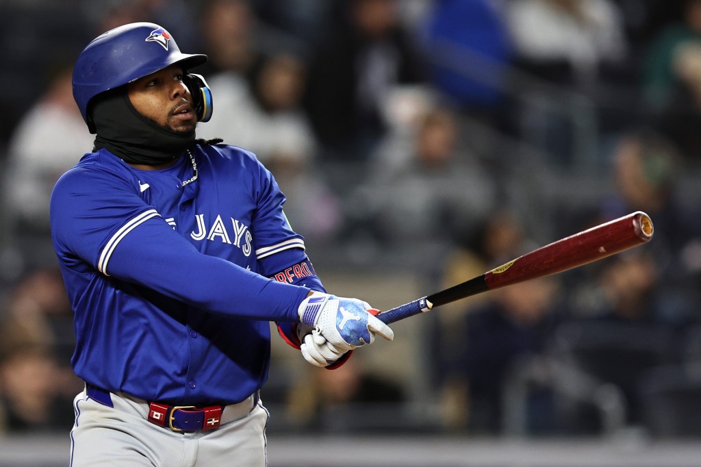 Vladimir Guerrero Jr.'s home run trimmed the Blue Jays' deficit to six runs Saturday.