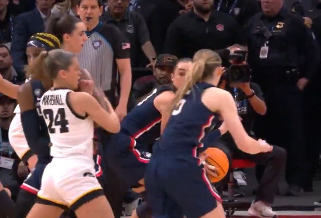 UConn's Aaliyah Edwards was called for an offensive foul on the screen.