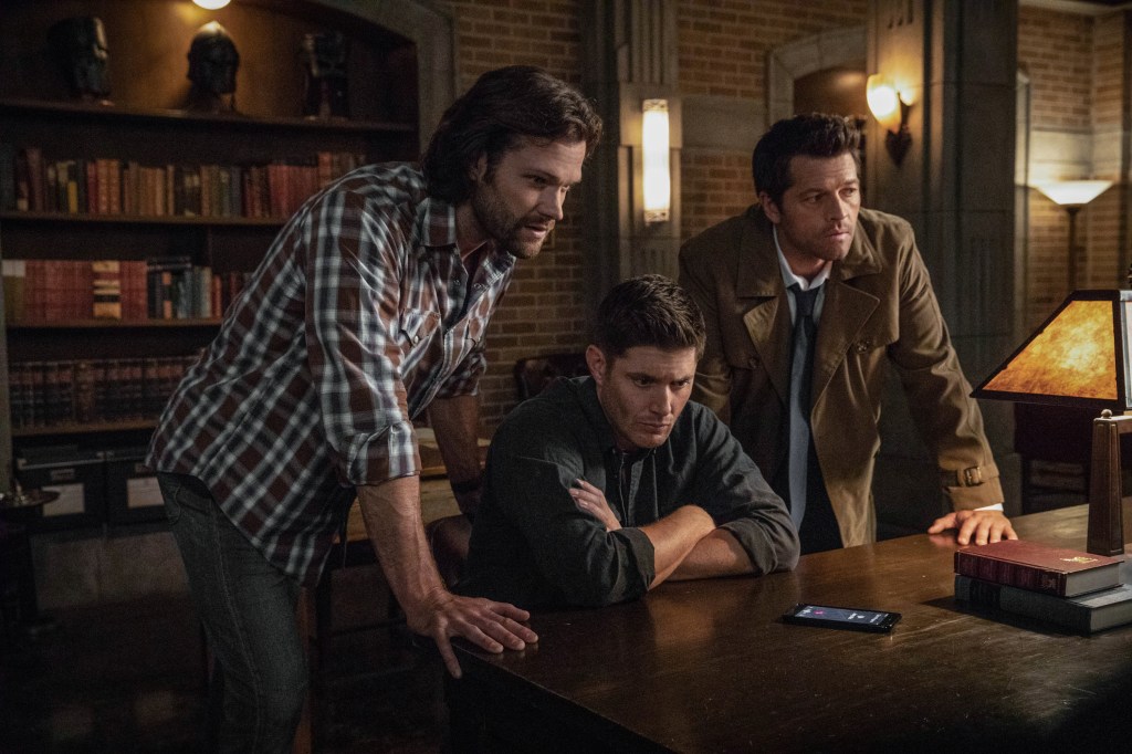 Jared Padaleck, Jensen Ackles and Misha Collins (as Castiel) in "Supernatural" on The CW (2018).