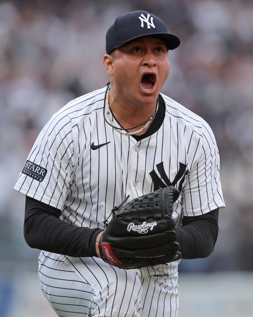 Victor Gonzalez celebrates during the Yankees' win over the Rays on April 21, 2024.