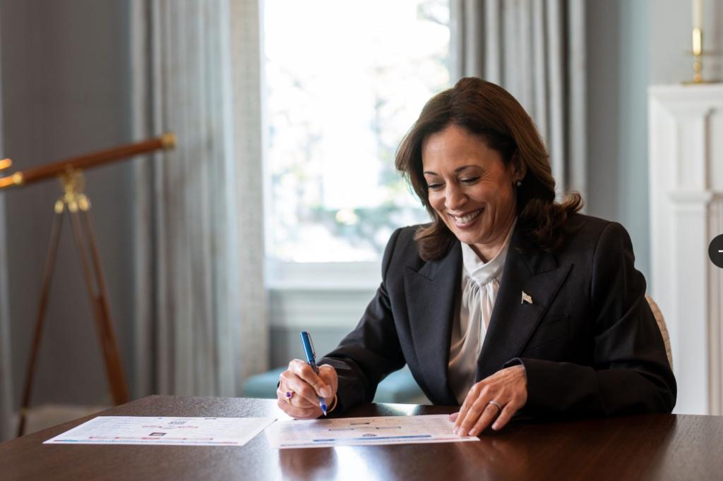 Kamala Harris filling out her March Madness brackets.