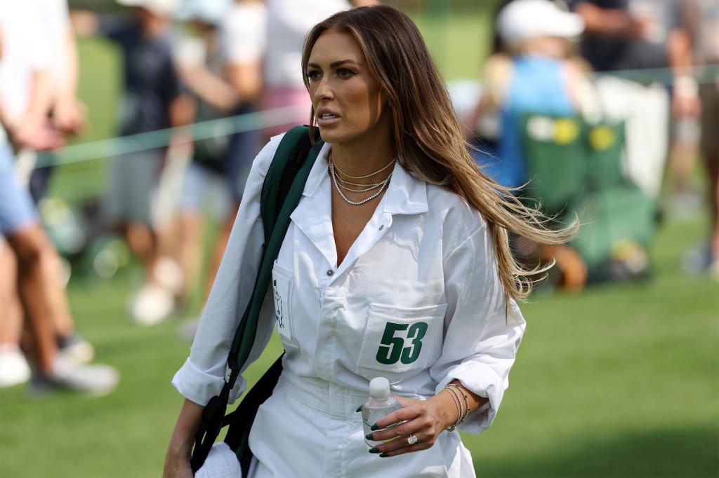 Paulina Gretzky took part in the Par 3 contest in April 2023.