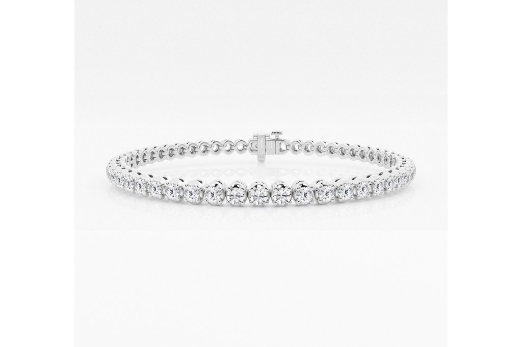 Silver tennis bracelet studded with diamonds