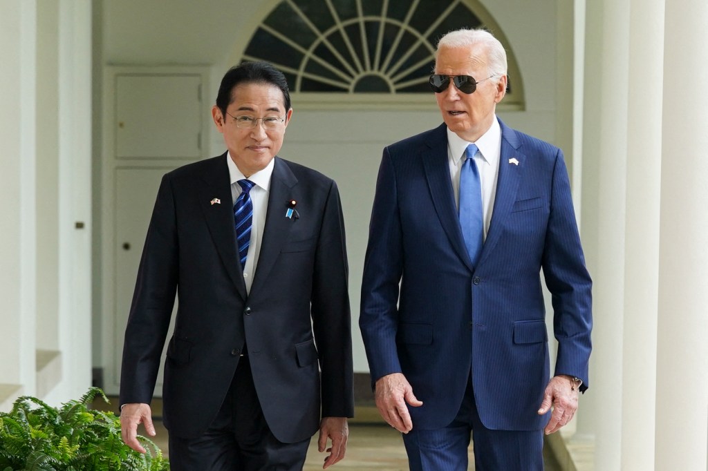 Fumio Kishida, Joe Biden