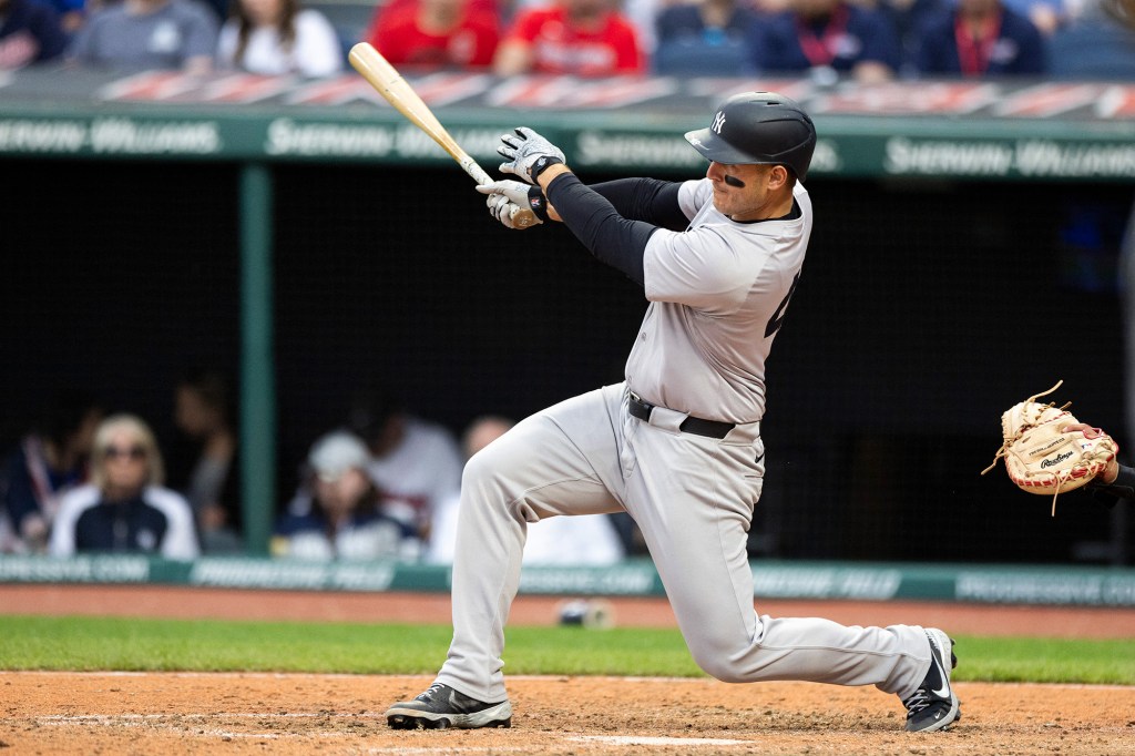 Anthony Rizzo's single gave the Yankees a two-run lead in the 10th inning.