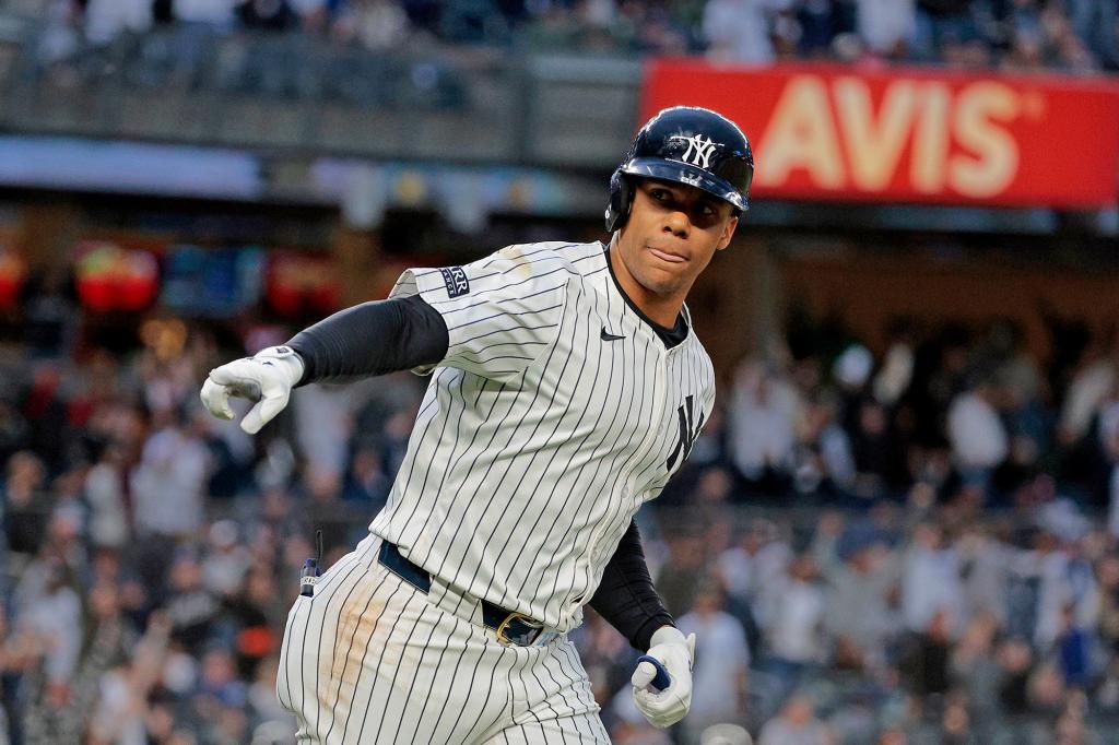 Juan Soto hit a three-run homer during the Yankees' win against the Marlins on Monday.