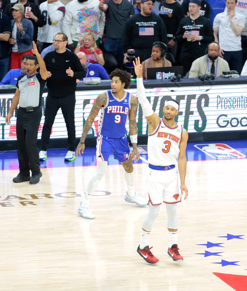 Josh Hart took the 3-pointer when he had the chance.