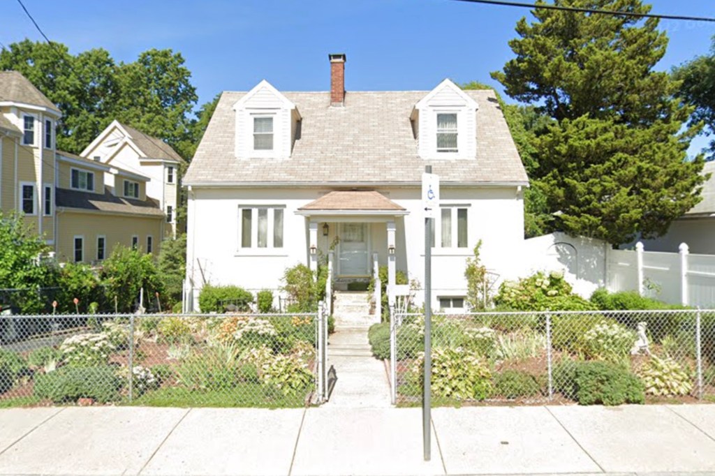 A three bedroom, three bathroom home spanning only 1,000 square feet at 110 Leicester St is on the market for $1.3 million. 