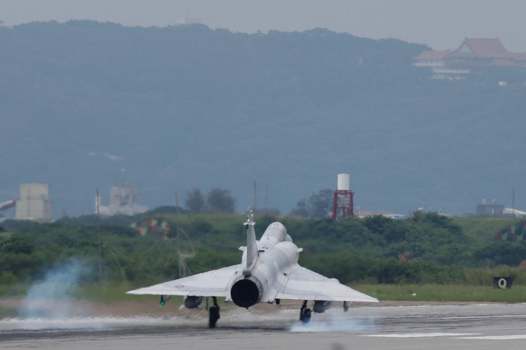 A Taiwan Air Force Mirage 2000-5 aircraft lands at Hsinchu Air Base in Hsinchu, Taiwan May 23, 2024. 