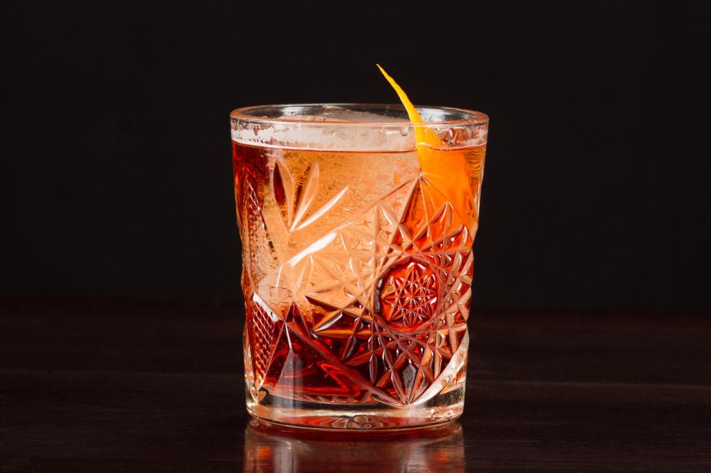 Alcohol cocktail collection - Negroni Americano with orange