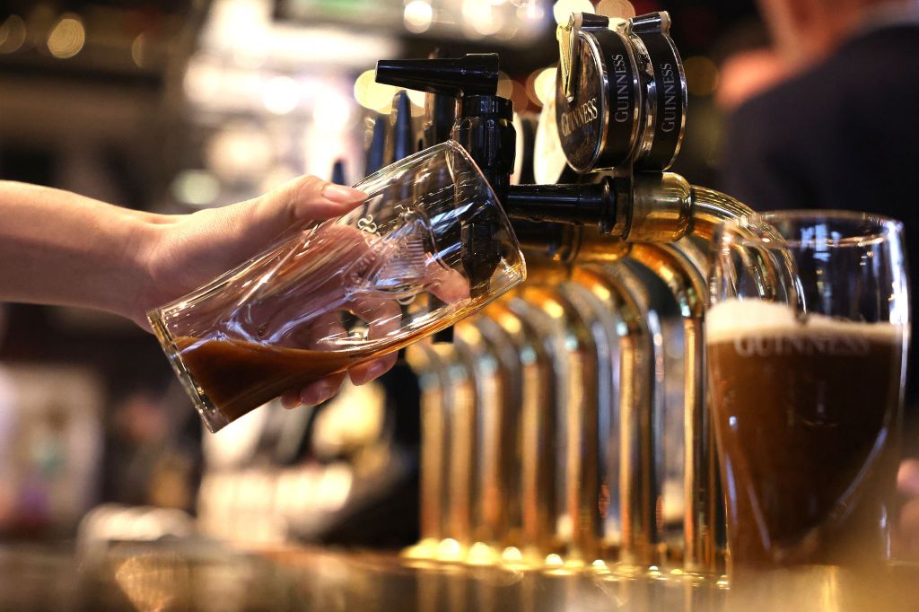 Pub patrons in the UK don't want American tipping culture to come overseas.