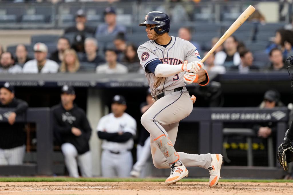 Jeremy Pena hits an RBI single off Marcus Stroman during the Yankees' 4-3 loss to the Astros.