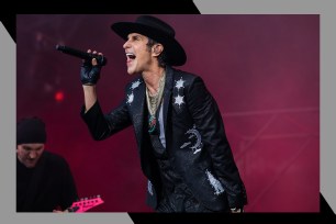 Jane's Addiction frontman Perry Farrell belts his heart out in concert.