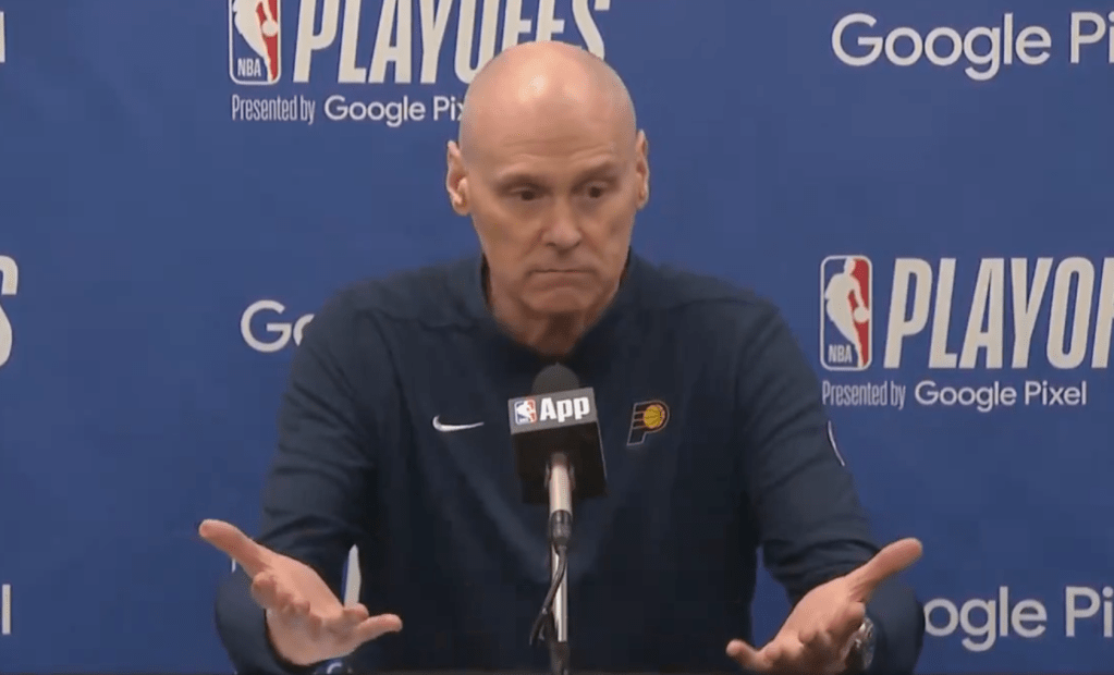 Rick Carlisle (R.) complains about the refs after the Pacers' Game 2 loss to the Knicks on May 8, 2024.