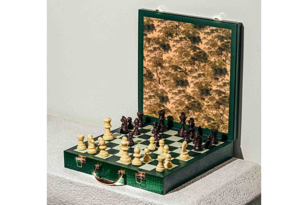 A chess board with chess pieces on it