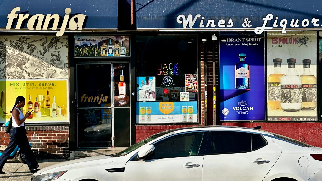 Exterior shot of the liquor store.