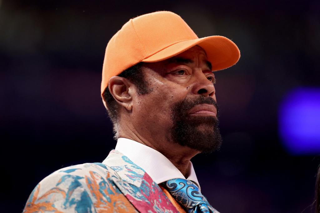 Clyde Frazier was back at the Garden for Game 7 against the Pacers.