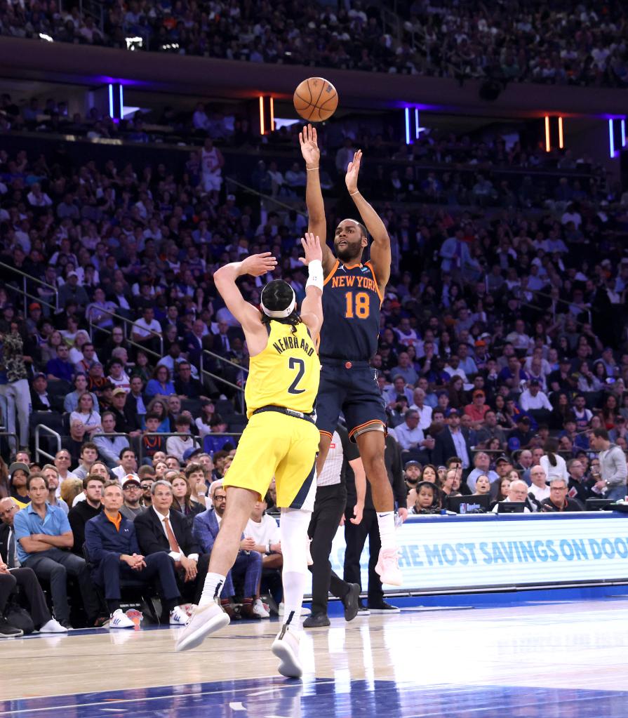 Alec Burks shoots during the Knicks' Game 2 win over the Pacers on May 8, 2024. 
