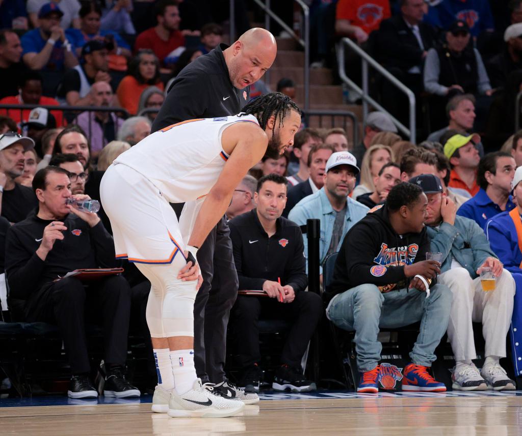 The Knicks Jalen Brunson left the game early with a broken hand.