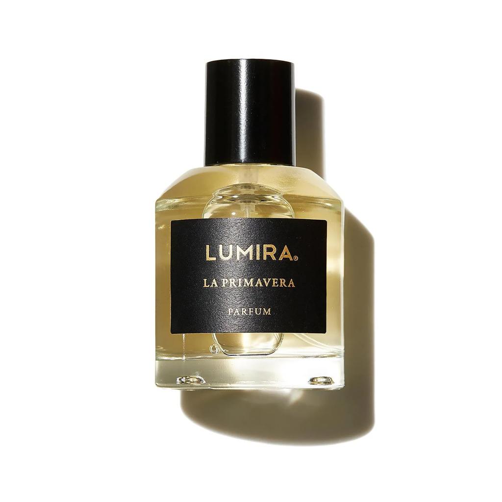 A bottle of 'La Primavera' eau de parfum with a black label, courtesy of the brand Lumira