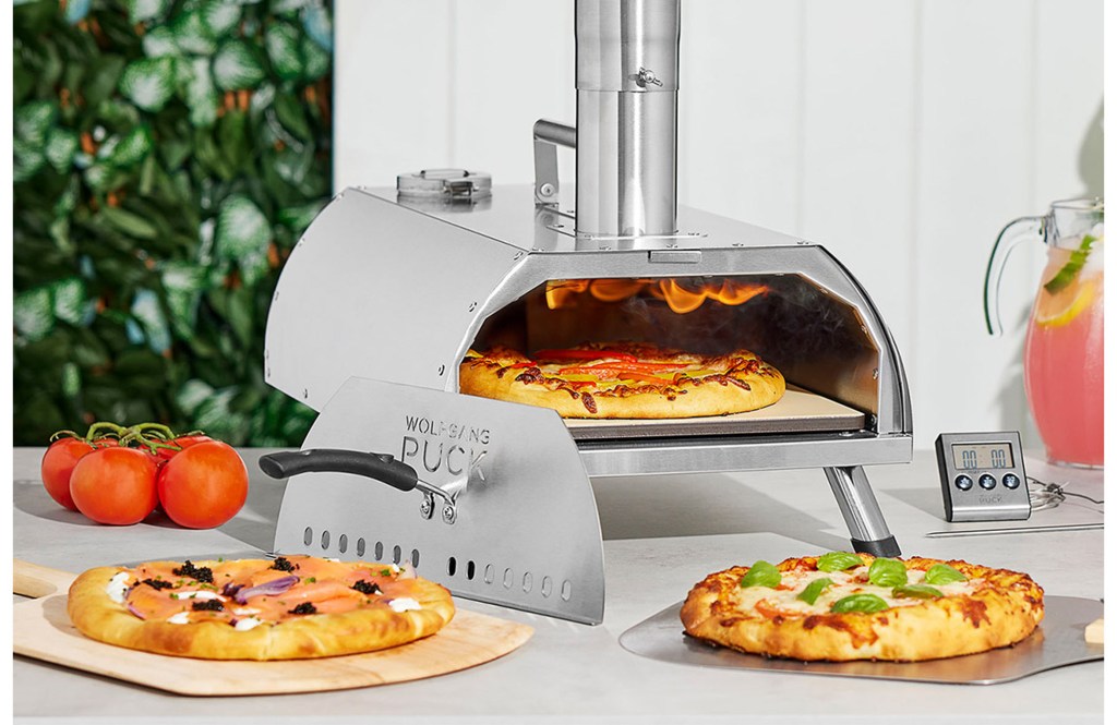 Wolfgang Puck Outdoor Wood Pellet Pizza Oven & Grill
