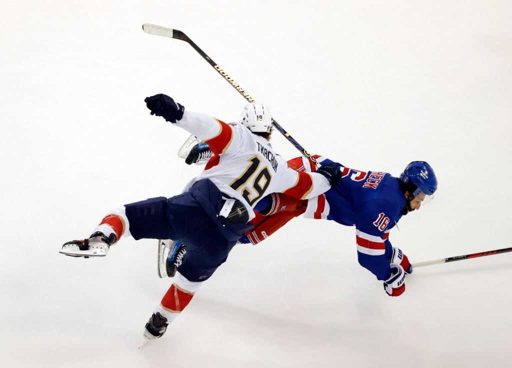 Florida Panthers left wing Matthew Tkachuk (l.) Rangers center Vincent Trocheck in center ice in the first period on Wednesday.