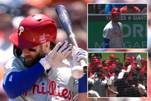 Giants, Phillies benches clear