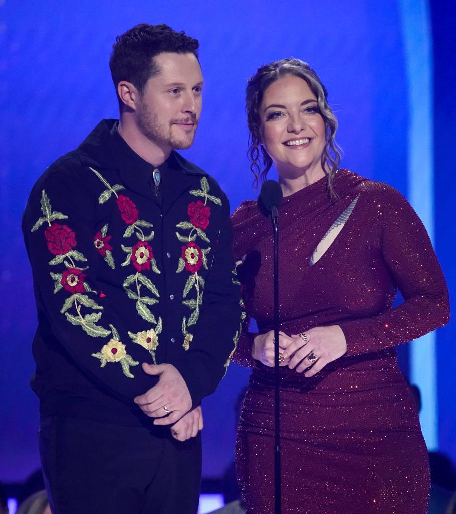 Noah Reid and Ashley McBryde at the 2024 AMAs. 