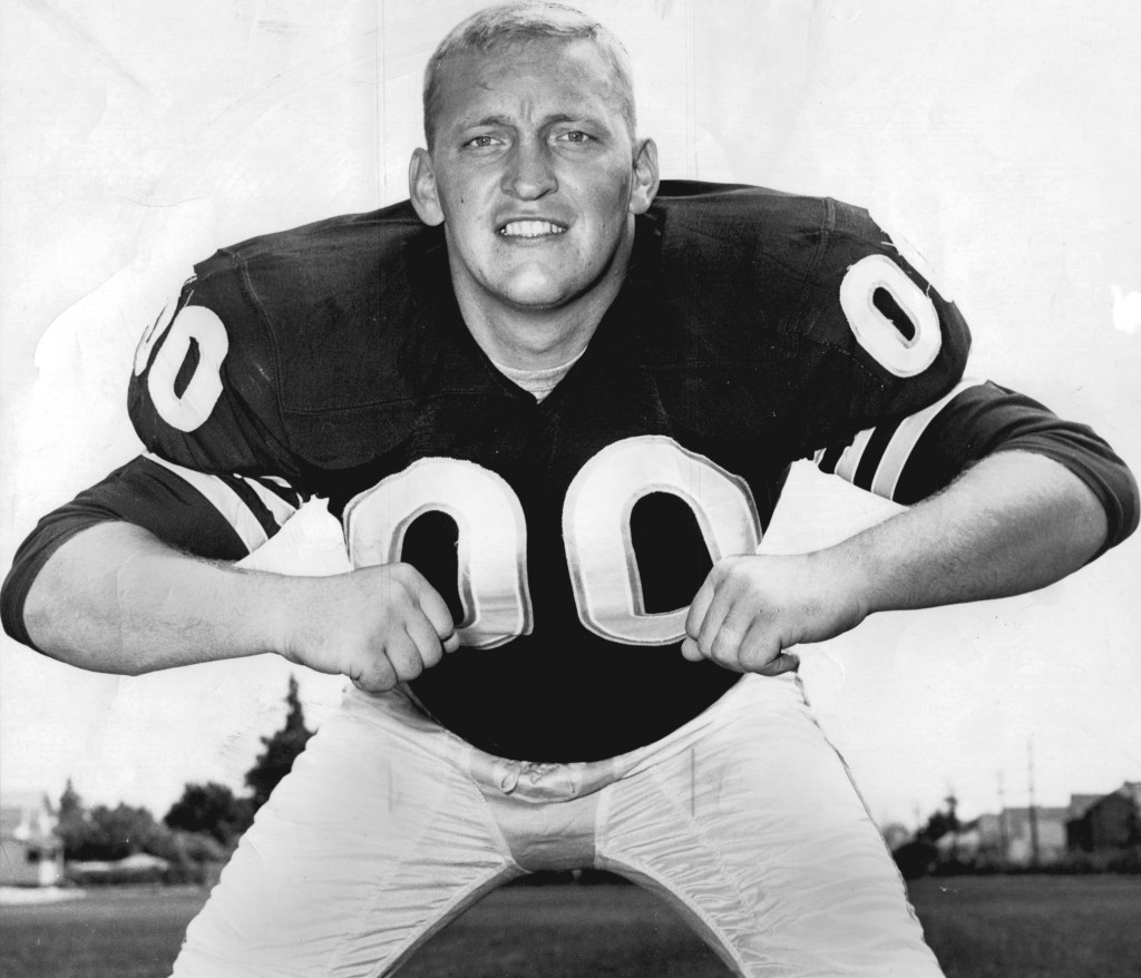 Jim Otto, the longtime Raiders center died on Sunday at the age of 86.