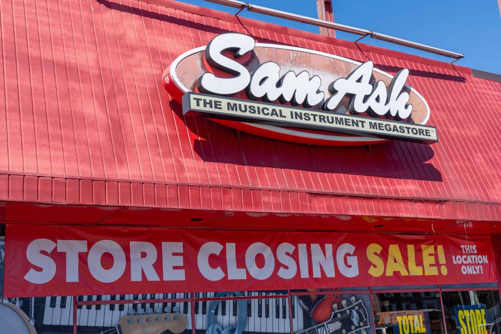 Sam Ash store