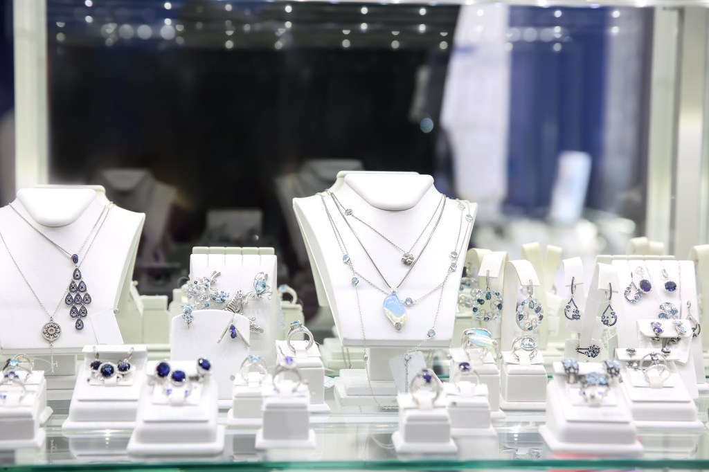 London Jewelers operates several shops in the New York City metropolitan area.