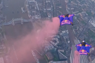 Austrian daredevils Marco Fürst and Marco Waltenspiel, both pro skydivers for Red Bull, jumped early on May 12 from a helicopter hovering roughly 3,000 ft above the UK capital.