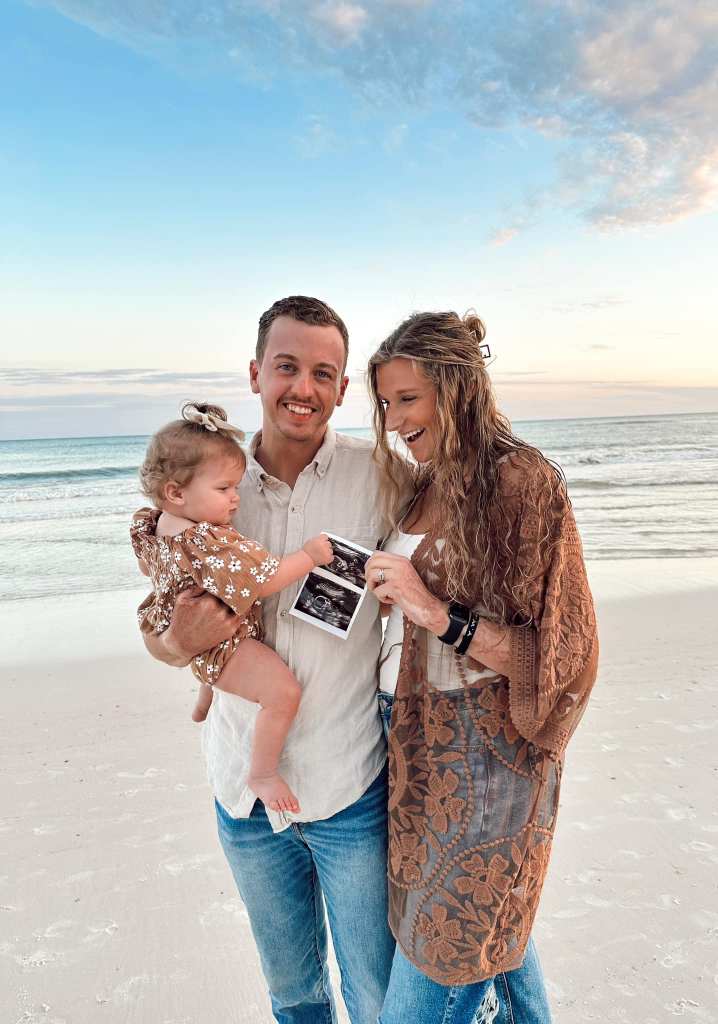 A year after Rachel and Travis Standfest narrowly escaped a house fire, with a pregnant Rachael jumping from a two story window to save herself and her baby, the miracle couple is now expecting a second child this summer.