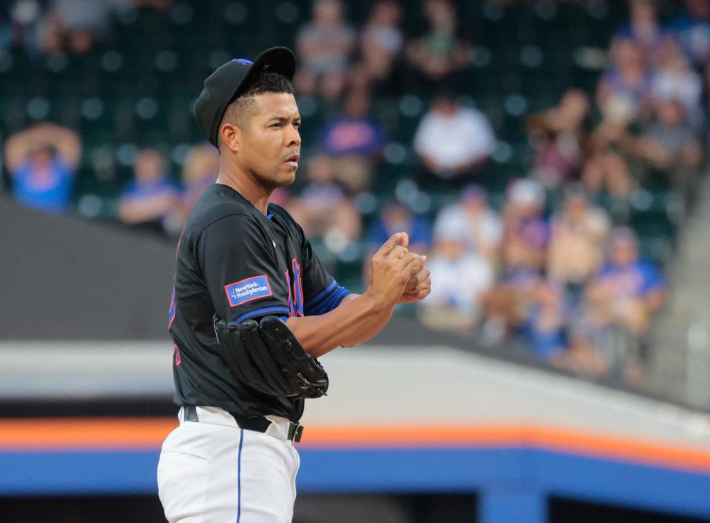 Jose Quintana battled thru the start.