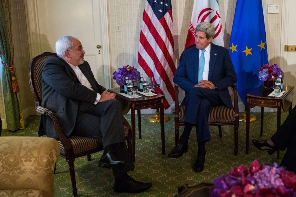 Secretary of State John Kerry (R) meets with Iranian Foreign Minister Mohammad Javad Zarif (L) and EU High Representative Lady Catherine Ashton on September 26, 2014 in New York City.