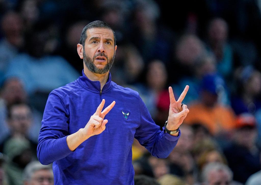 Charlotte Hornets coach James Borrego calling a play during a basketball game against the Washington Wizards