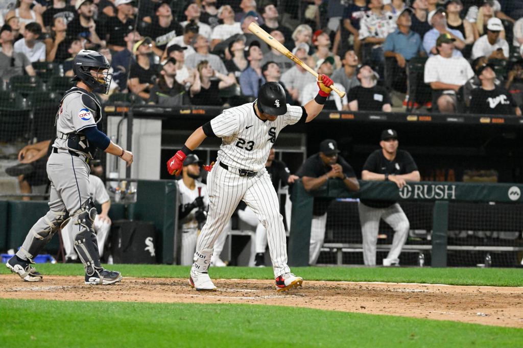 Chicago White Sox outfielder Andrew Benintendi (23) throws his bat after popping out during the sixth inning against the Houston Astros at Guaranteed Rate Field.