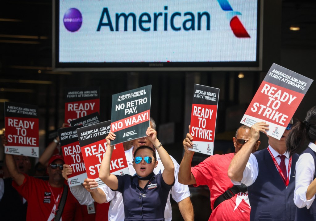 A union representing flight attendants for American Airlines Group said on Thursday that the latest round of talks with the carrier did not lead to an agreement this week.