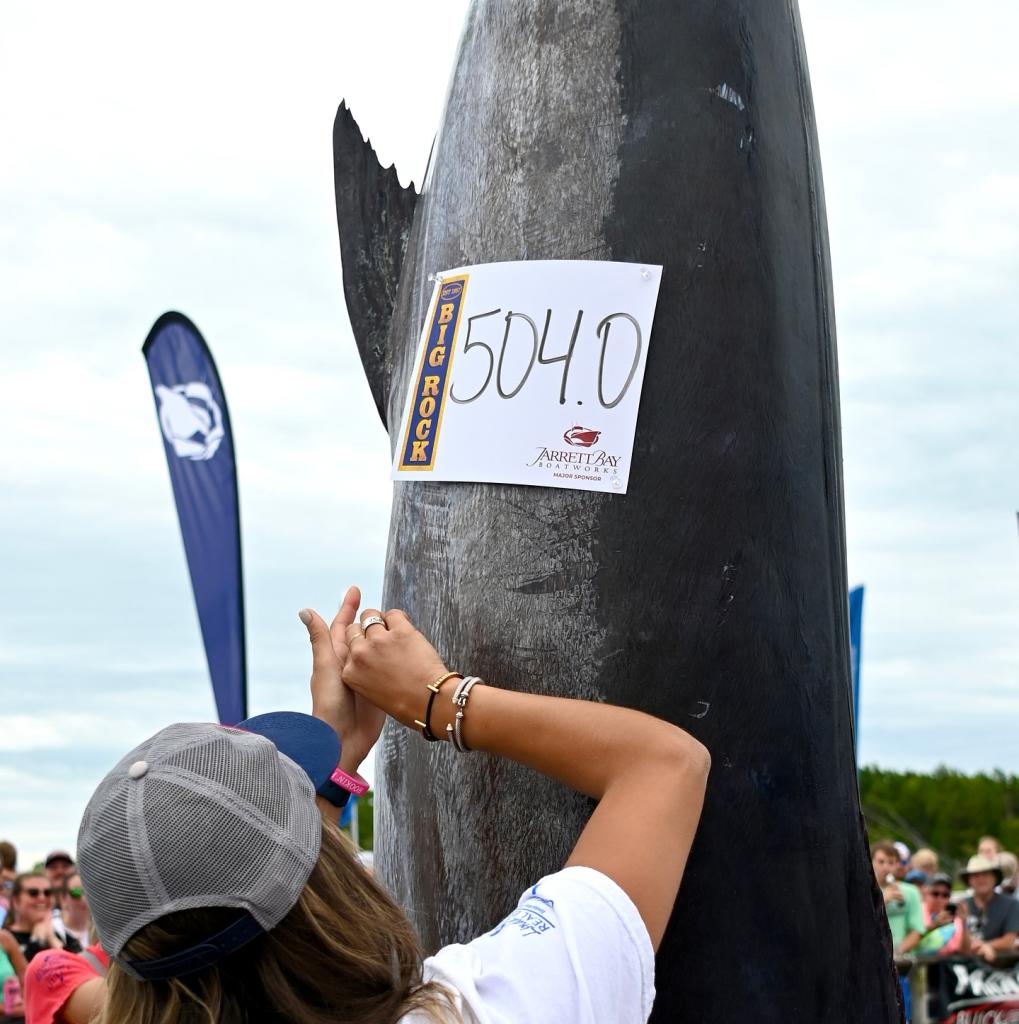 The captain of the 53-foot Bobby Sullivan vessel, Rom Whitaker, led the team to success with Angler Kirk Pugh pulling in the striking big blue fish.